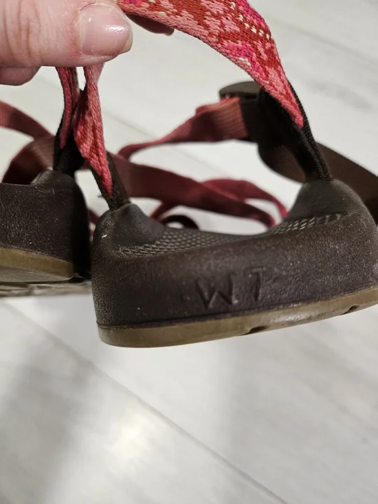 🏕 Chaco Women's Size 7 Pink & Brown Toe Loop Strappy Outdoor Sandals 🏕 - Picture 4 of 6